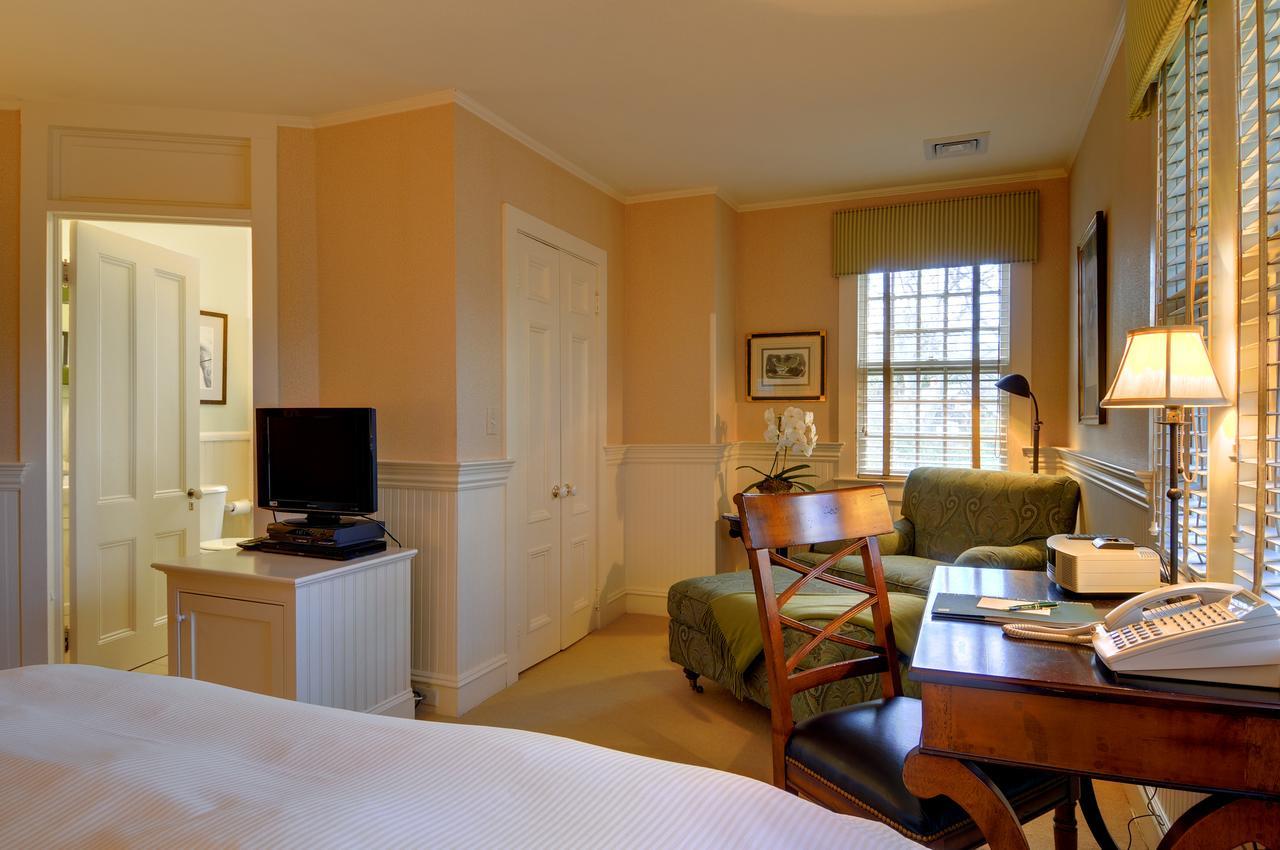 The Baker House 1650 Bed & Breakfast East Hampton Luaran gambar